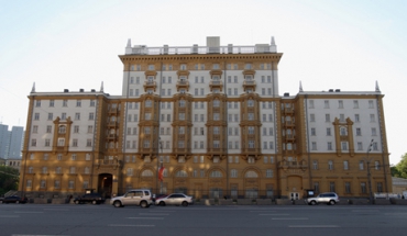 Сотрудников американского посольства в Москве обучат правилам парковки