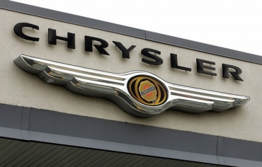 Chrysler анонсировал тизеры седана с индексом 200