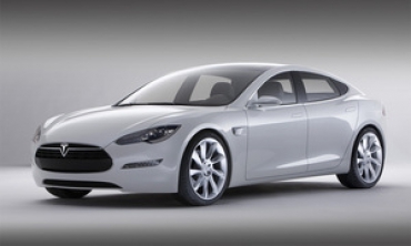 Электроседан Tesla S выйдет на рынок в 2012 году