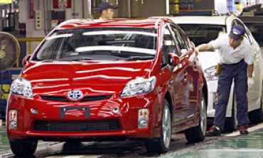 Toyota временно приостановит работу на 12 заводах в Японии