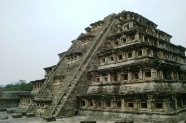 Храмы Майя