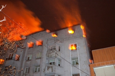 В Киеве сгорела многоэтажка