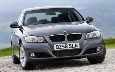 BMW отзывает крупную серию авто