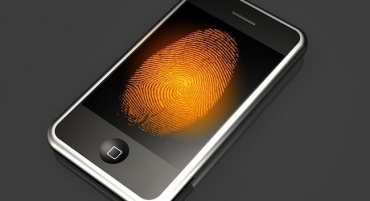 Сенсор отпечатков пальцев в iPhone