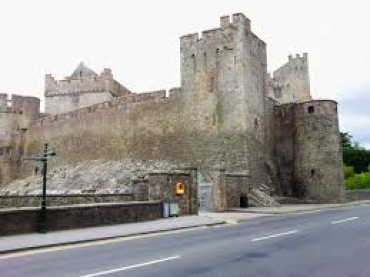Замок Кейр - бывший стратегический объект Англии