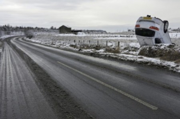 Первые заморозки грозят неприятностями на дорогах