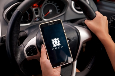 Uber приступил к испытаниям беспилотных автомобилей