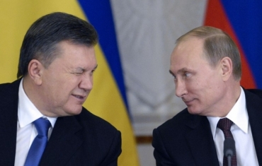 Янукович собственноручно отдал часть Украины Кремлю