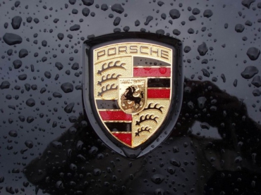 Porsche выпустит полностью электрический спорткар